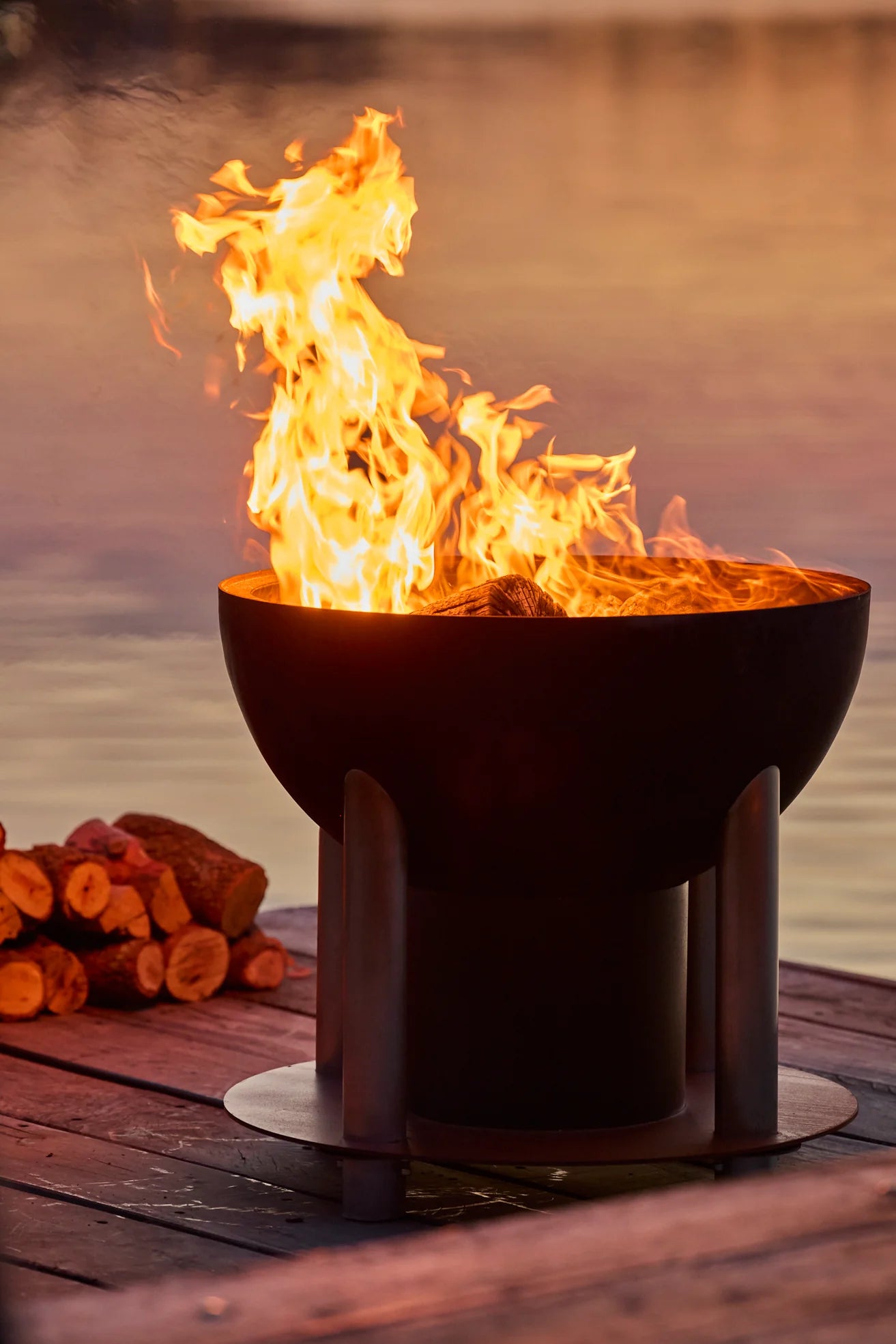 FIRE PIT & GRILL