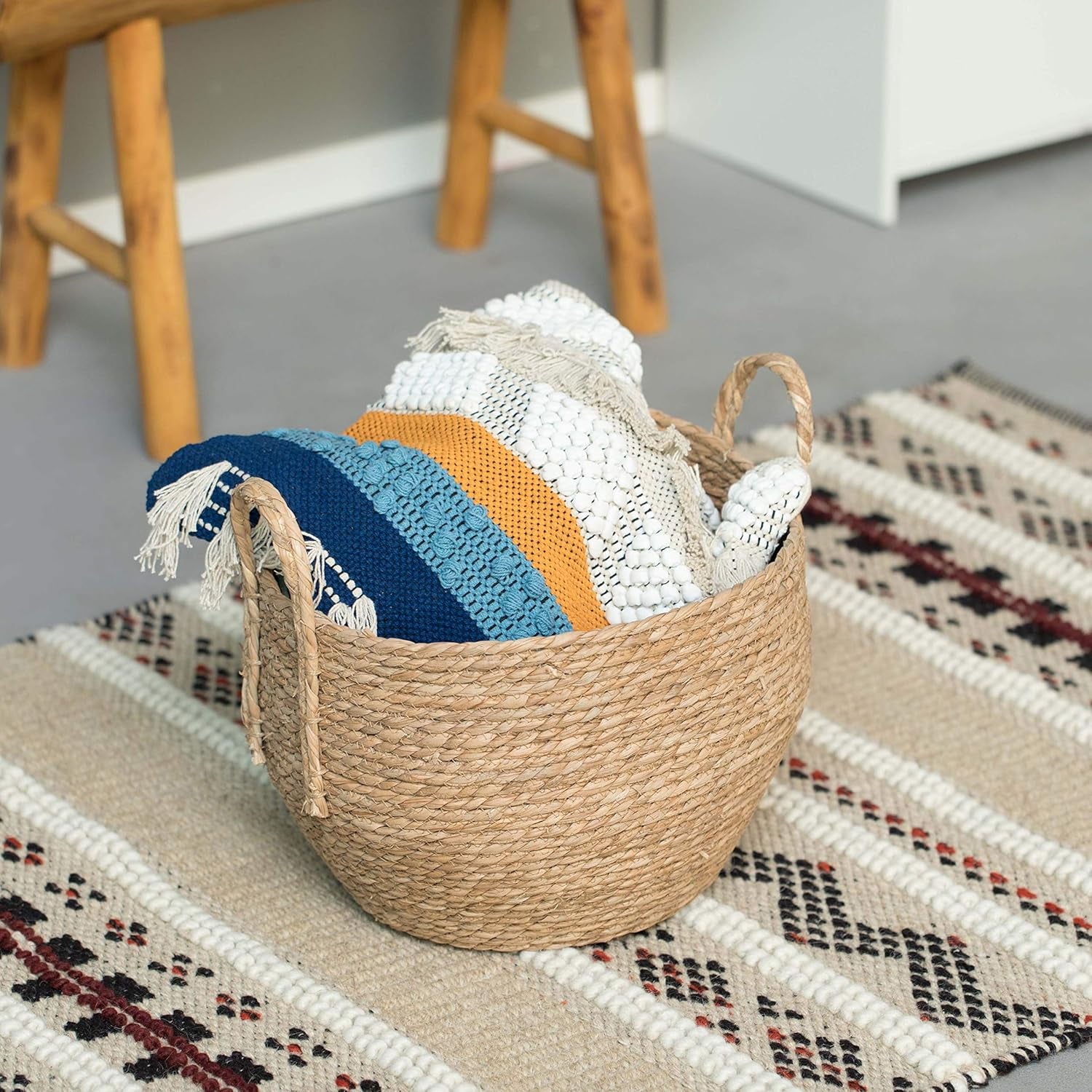 Decorative round Wicker Woven Rope Storage Blanket Basket with Braided Handles - Large